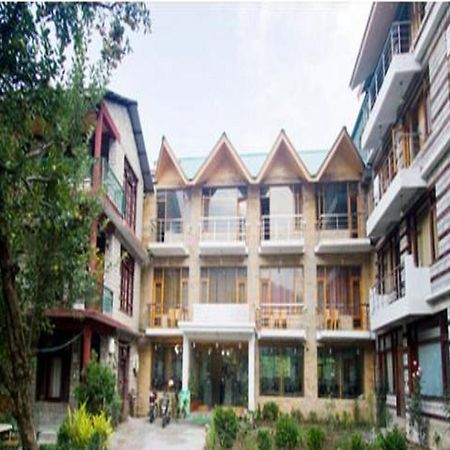 The Grand Welcome Hotel Manāli Buitenkant foto