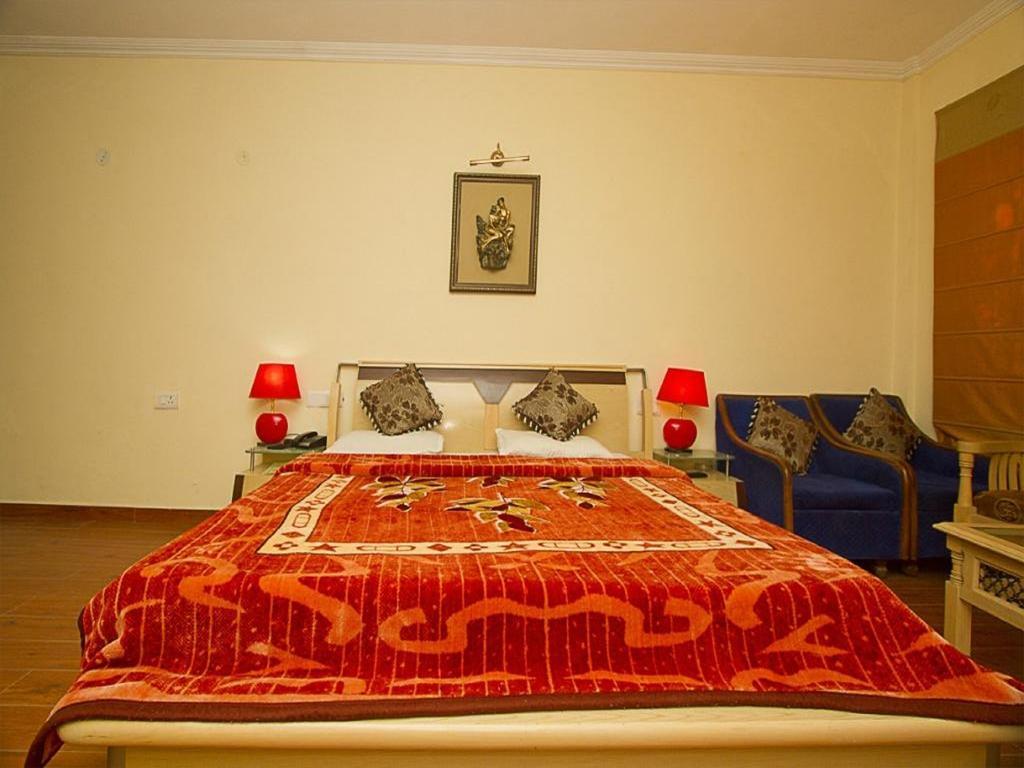The Grand Welcome Hotel Manāli Buitenkant foto